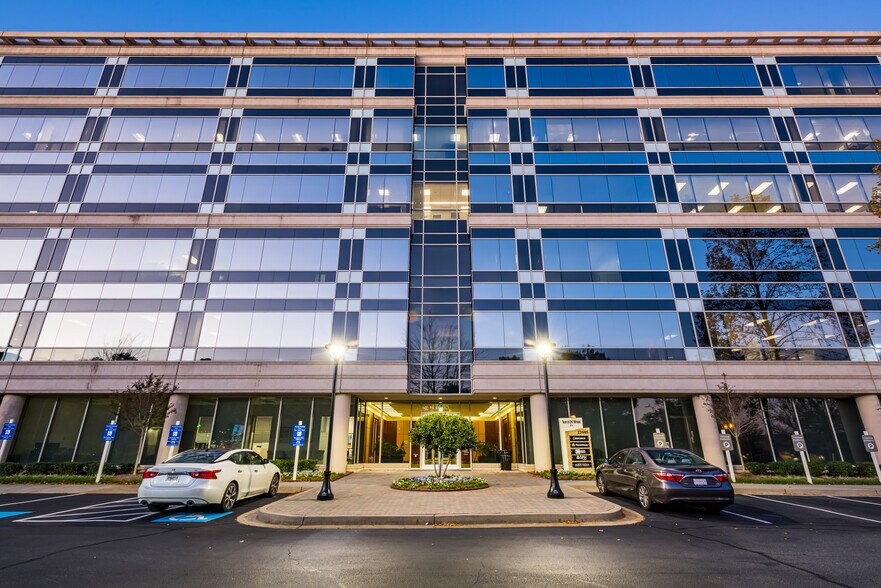 More Photos Of 11605 Haynes Bridge Rd, Alpharetta Office For Lease