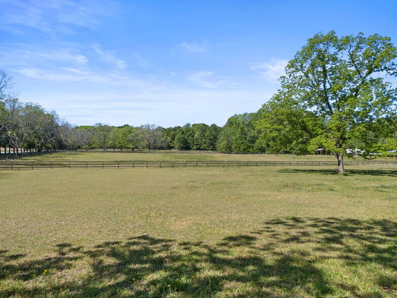 More Photos Of 299 McKelvey Rd, Pelzer Specialty For Sale