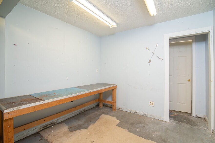 More Photos Of 710 Sandy Ln, Surfside Beach Warehouse For Sale