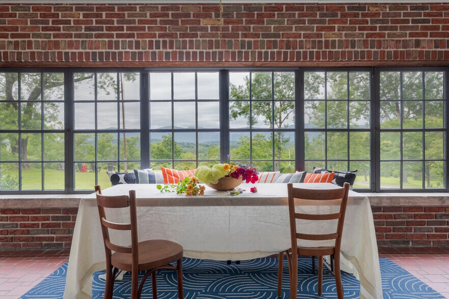 More Photos Of 4170 Rte 9W, Saugerties Hospitality For Sale