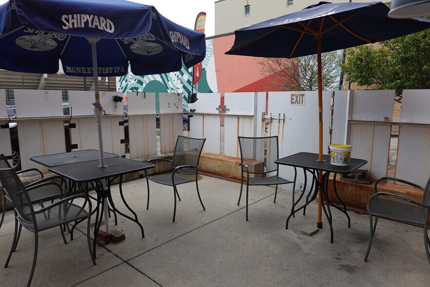More Photos Of 11 Brown St, Portland Restaurant For Sale