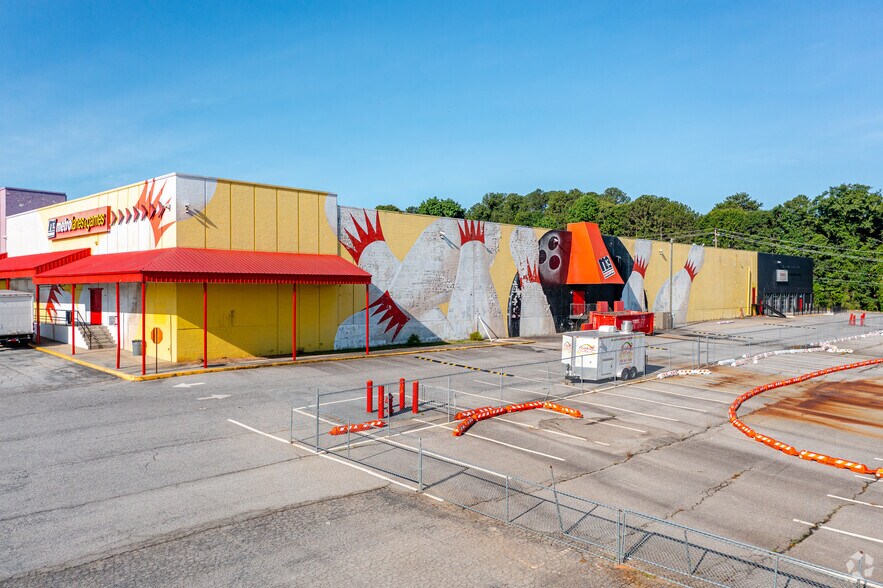 More Photos Of 1959 Metropolitan Pky SW, Atlanta Bowling Alley For Sale