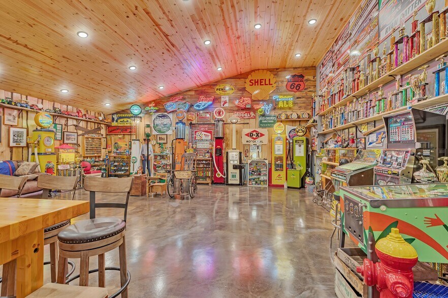 More Photos Of 6225 Lark Rd NW, Sauk Rapids Warehouse For Sale