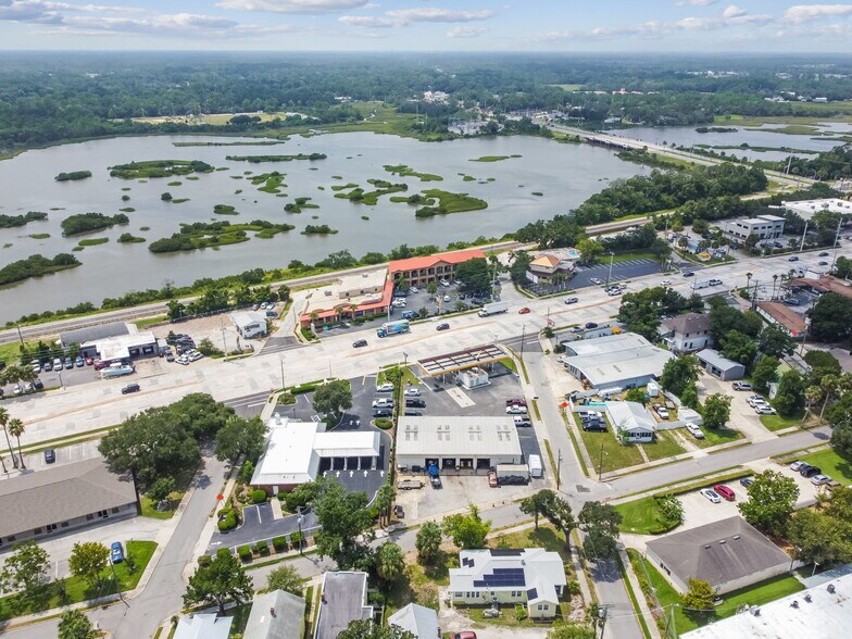 More Photos Of 2350 N Ponce De Leon Blvd, Saint Augustine Service Station For Sale