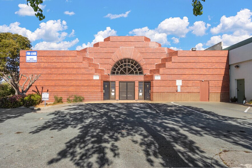 Primary Photo Of 601 Ferry St, Martinez Bank For Lease
