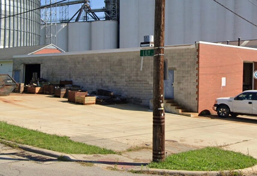 More Photos Of 30 Harker St, Mansfield Warehouse For Sale