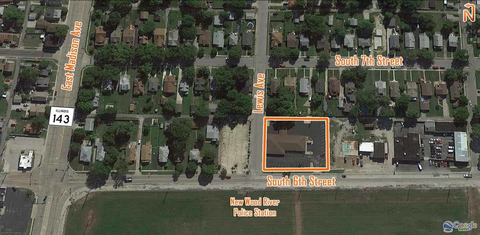 More Photos Of 203 S 6th St, Wood River Office For Sale