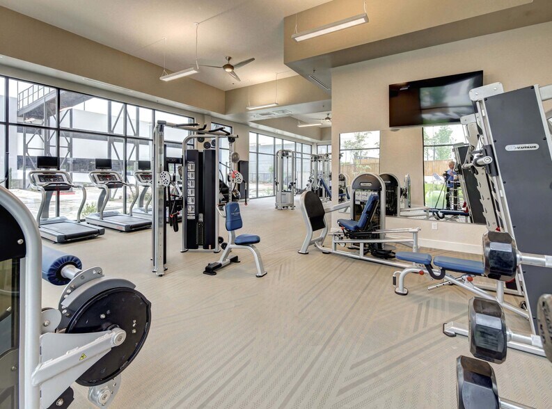 More Photos Of 200 Springtown Way, San Marcos Apartments For Lease