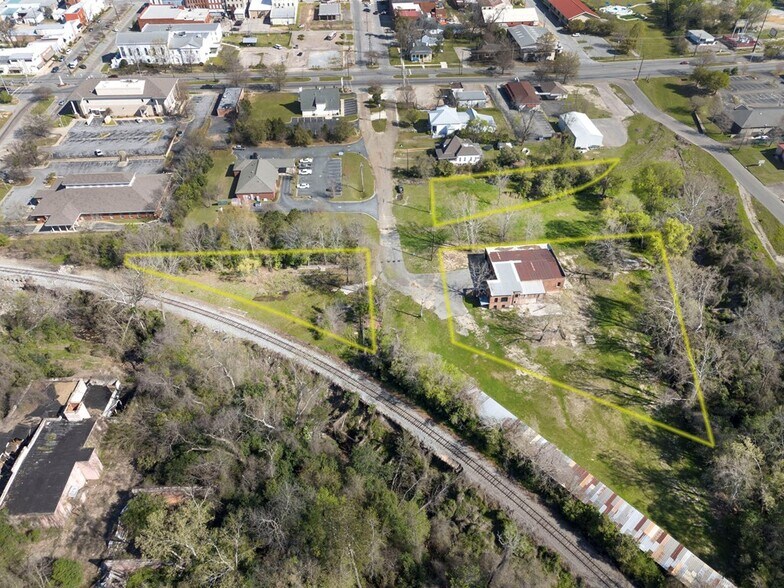 More Photos Of 305 S Orange Ave, Eufaula Industrial For Sale