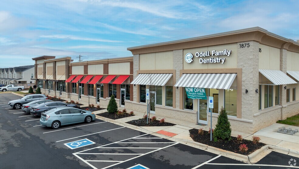 Primary Photo Of Davidson Highway & Odell School Rd, Concord General Retail For Sale