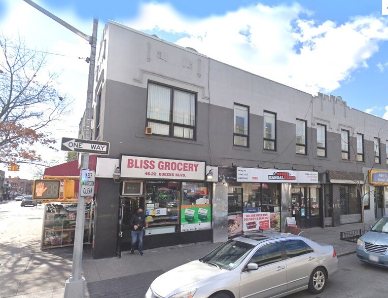 Primary Photo Of 4616 Queens Blvd, Sunnyside Drugstore For Lease