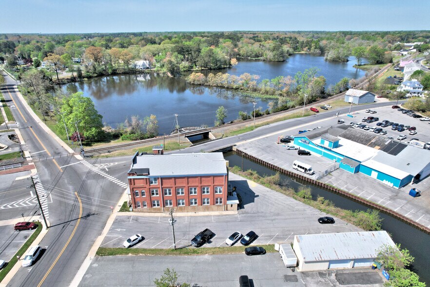 More Photos Of 125 Causey Ave, Milford Office For Sale