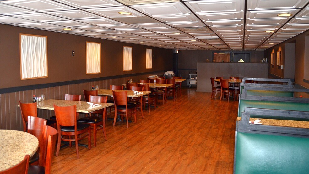 More Photos Of 1050 E 9th St, Lockport Land For Sale