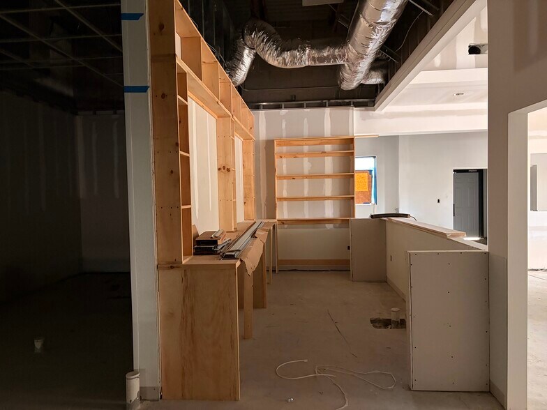 More Photos Of 7820 Holcomb Bridge Rd, Peachtree Corners General Retail For Sale