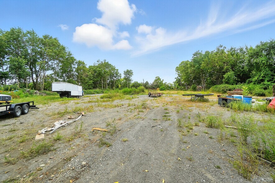 More Photos Of 603 S Broadway St, Dayton Warehouse For Sale