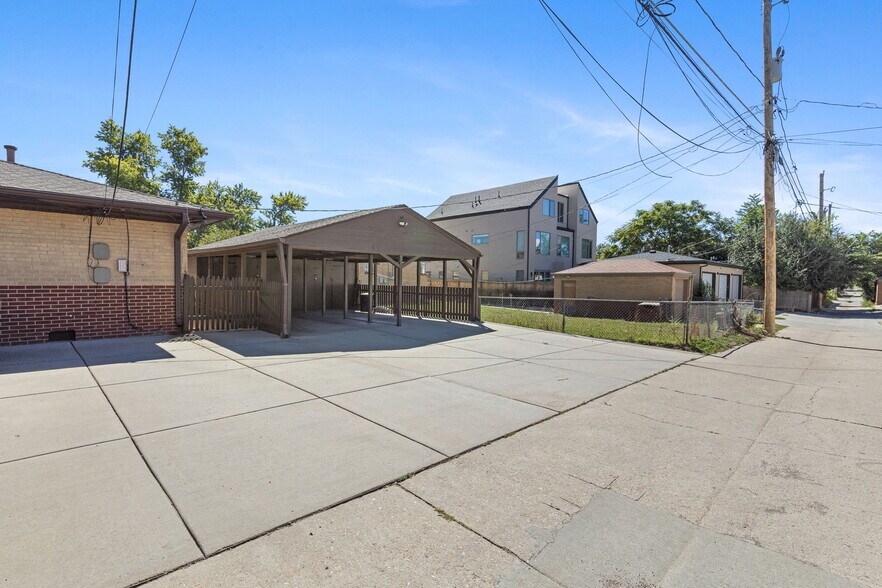 More Photos Of 4500 W 16th Ave, Denver Multifamily For Sale