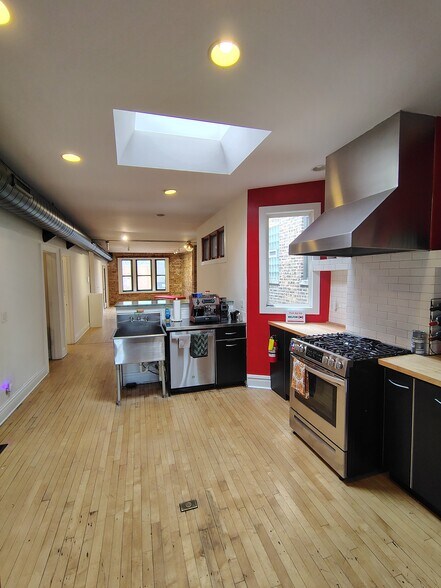 More Photos Of 3317 W Fullerton Ave, Chicago Storefront Retail Office For Lease