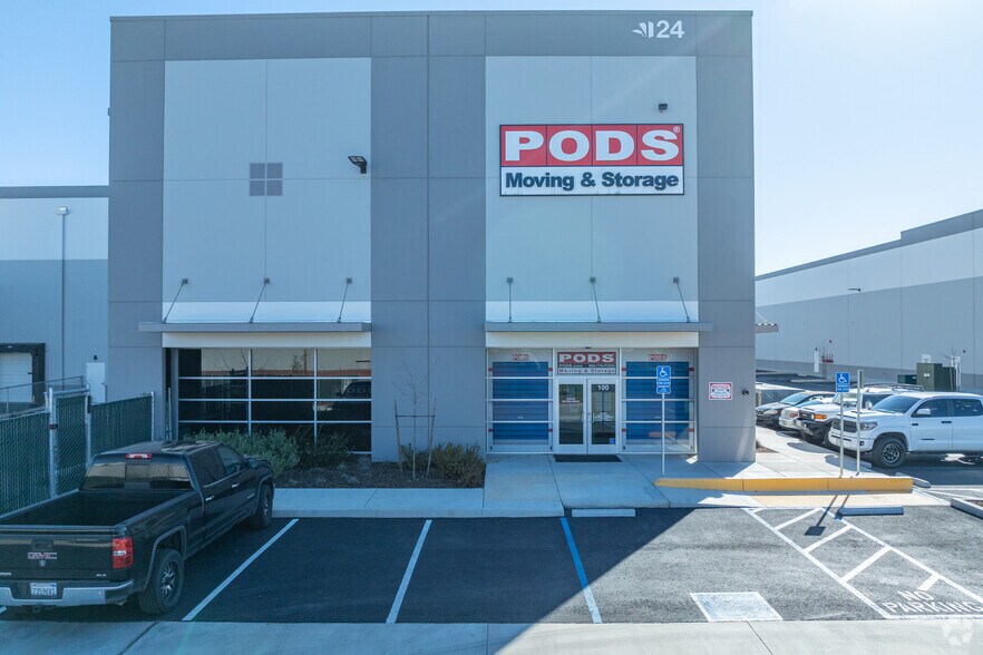 More Photos Of 24 Wayne Ct, Sacramento Warehouse For Lease