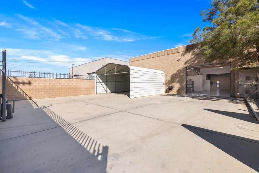 More Photos Of 38559 E 6th St, Palmdale Warehouse For Sale
