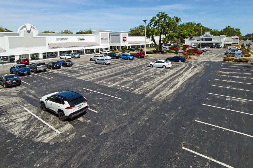 More Photos Of 2106-2186 Park Ave, Orange Park Unknown For Lease