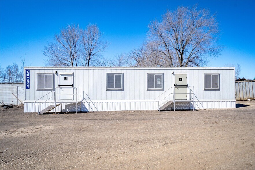 More Photos Of 9099 Highway 101 W Frontage rd, Savage Truck Terminal For Sale