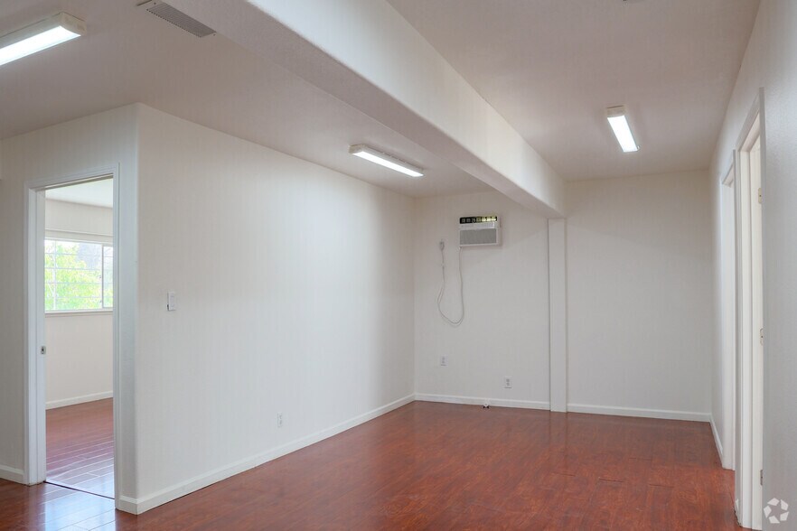 More Photos Of 556 N 1st St, San Jose Medical For Sale