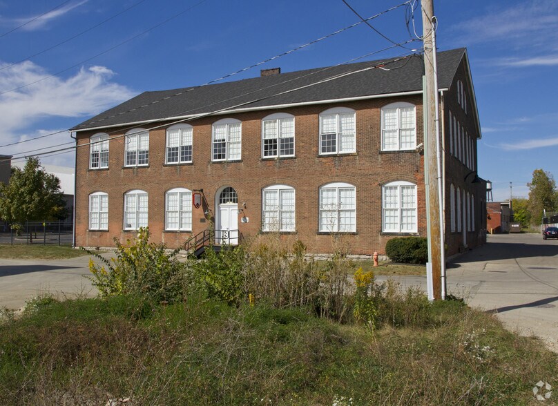Primary Photo Of 350 E 1st Ave, Columbus Coworking Space