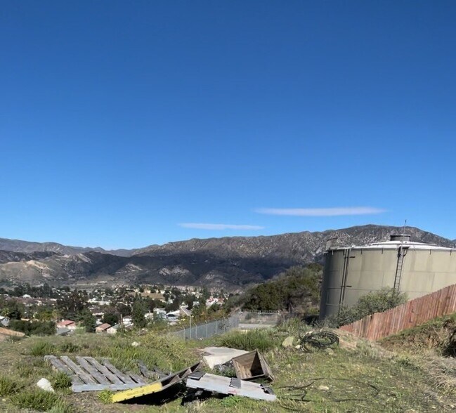 More Photos Of 10200 Willow Springs Lane, Sunland Land For Sale