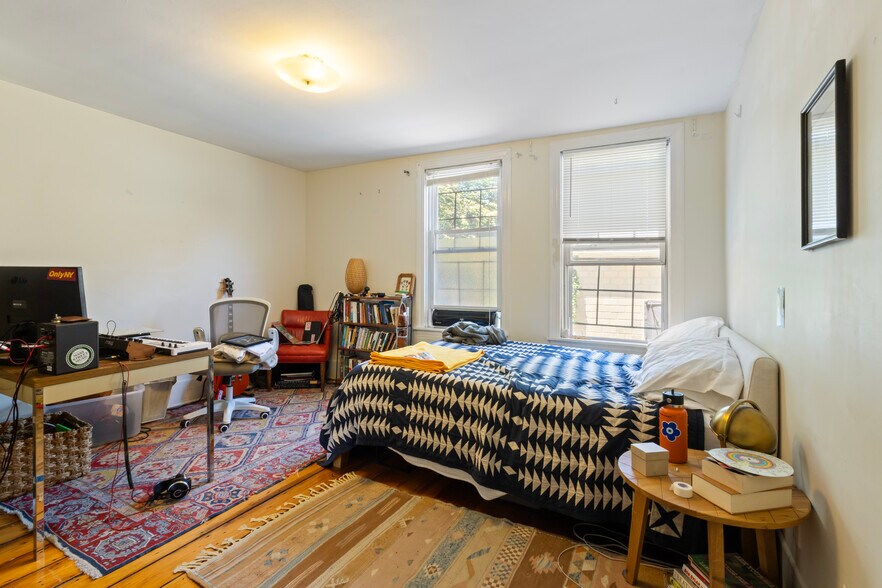 More Photos Of 176 Williams St, Providence Apartments For Sale