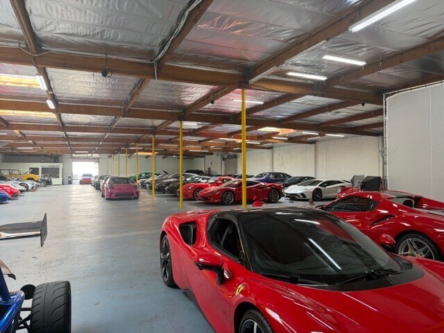 More Photos Of 5255 W 102nd St, Los Angeles Warehouse For Lease