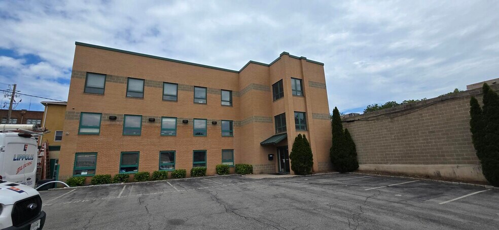 More Photos Of 25 7th St, Pelham Office For Sale