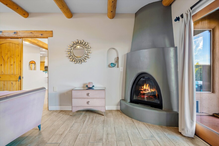 More Photos Of 10 Rojo Dr, Sedona Hotel For Sale