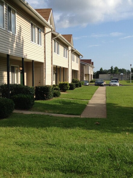 Primary Photo Of 401 W Inez Rd, Dothan Apartments For Sale