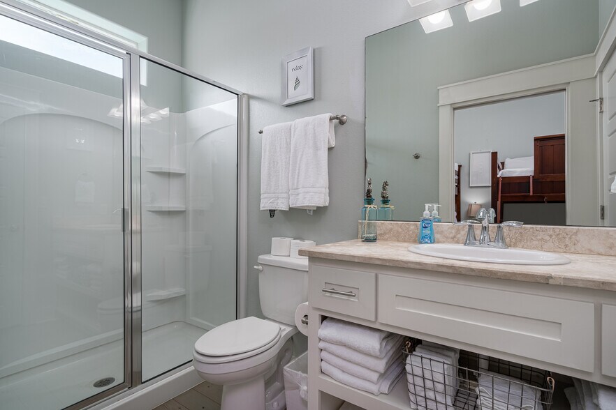 More Photos Of 2821 S 11th St, Port Aransas Multifamily For Sale