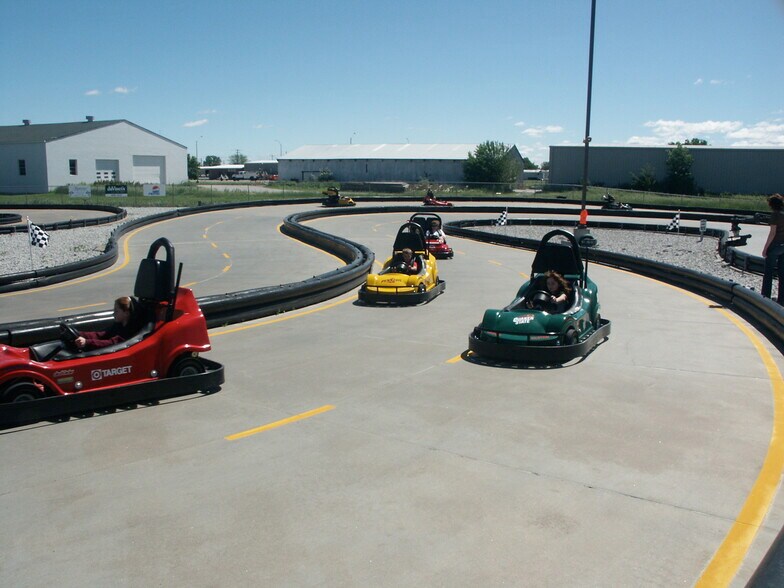 More Photos Of 1555 Yolande Ave, Lincoln Amusement Park For Sale