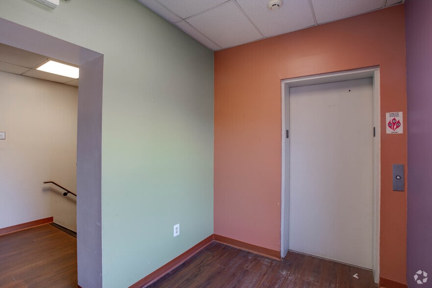 More Photos Of 825 Paoli Pike, West Chester Office For Lease