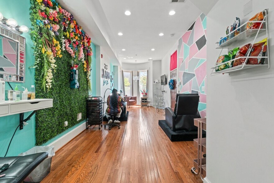 More Photos Of 30 E 25th St, Baltimore Apartments For Sale