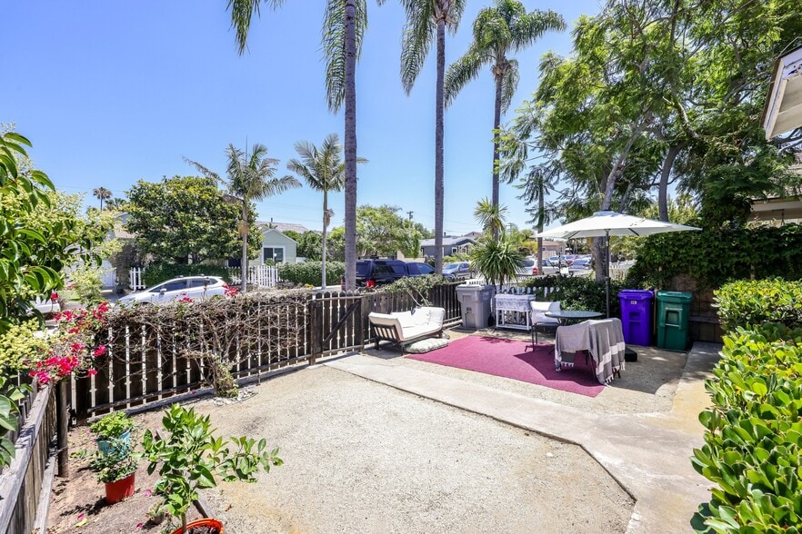 More Photos Of 4637 Larkspur St, San Diego Apartments For Sale