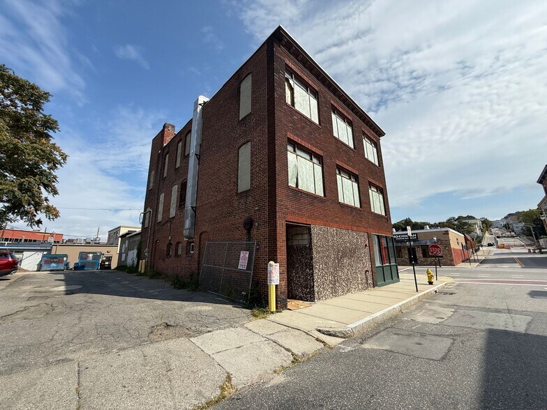 More Photos Of 20 Harrison St, Worcester Storefront Retail Office For Sale