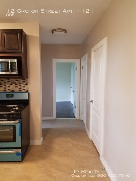 More Photos Of 12-16 Groton St, Hartford Apartments For Sale