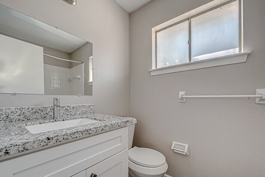More Photos Of 7315 Housman, Houston Specialty For Sale
