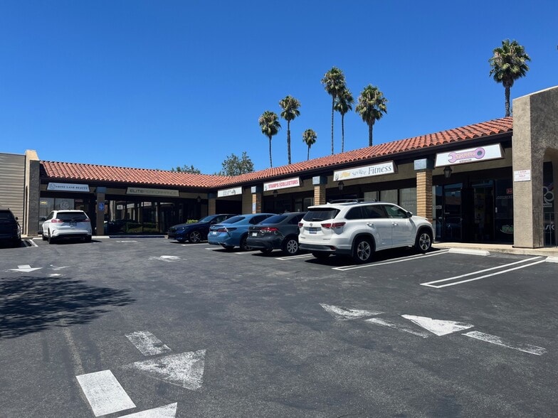 More Photos Of 22706-22762 Aspan St, Lake Forest Unknown For Lease