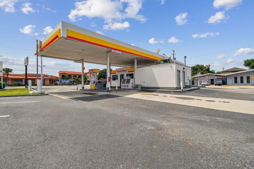 More Photos Of 2350 N Ponce De Leon Blvd, Saint Augustine Service Station For Sale
