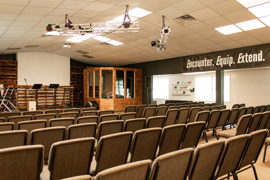 More Photos Of 3205 Lakeview Street, Bryan Religious Facility For Sale
