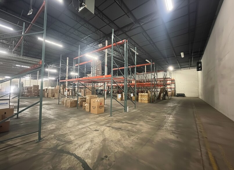 More Photos Of 4210 Will Rogers Pky, Oklahoma City Distribution For Lease