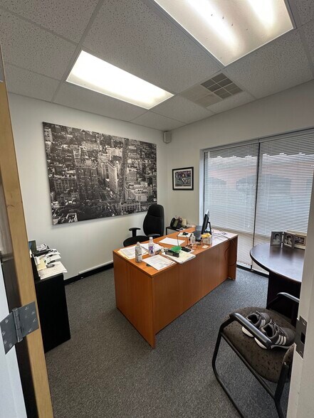 More Photos Of 2235 Lewisville Clemmons Rd, Clemmons Office Residential For Lease