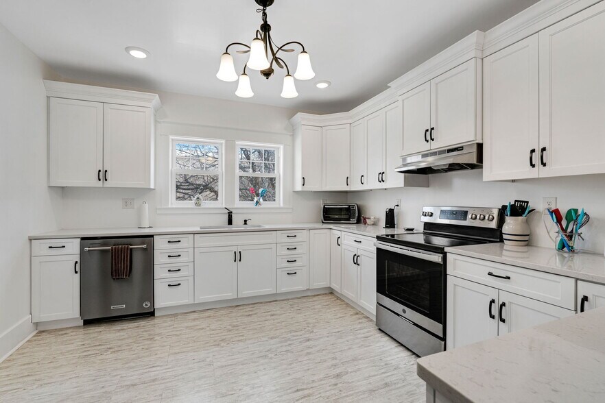 More Photos Of 224 5th St, Hugo Multifamily For Sale