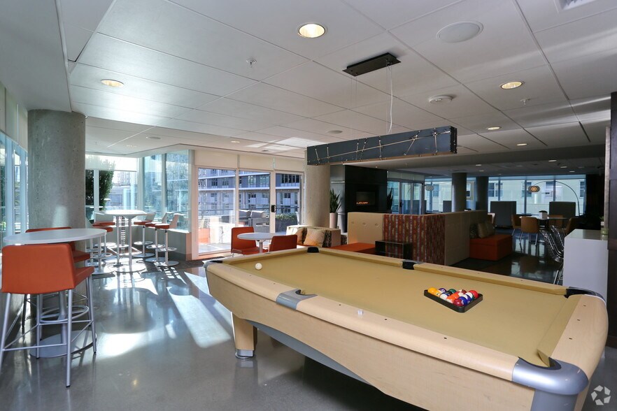 More Photos Of 989 112th Ave NE, Bellevue Apartments For Lease