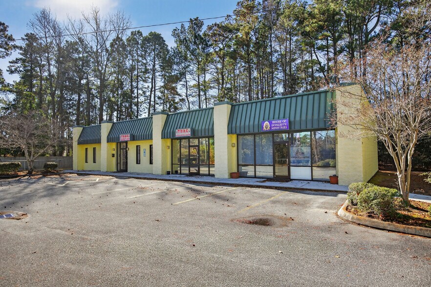 More Photos Of 3910 Princess Place Dr, Wilmington Daycare Center For Lease