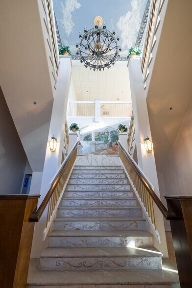 More Photos Of 102 W Main St, Shawnee Lodge Meeting Hall For Sale